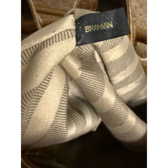 Brahmin Women's Embossed Leather Drawstring Trina Bucket Shoulder Bag Brown OS - Picture 2 of 11